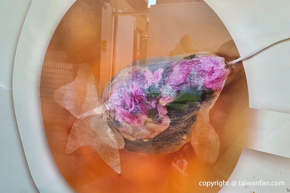 玫瑰烏龍茶
（ローズウーロン茶） 