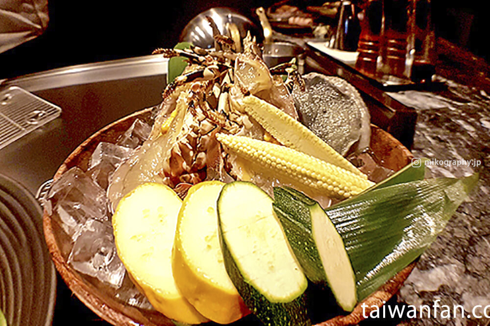 南アフリカ産大アワビと活け伊勢海老