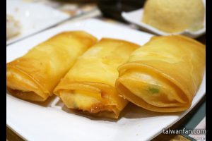 賽螃蟹春捲 $98